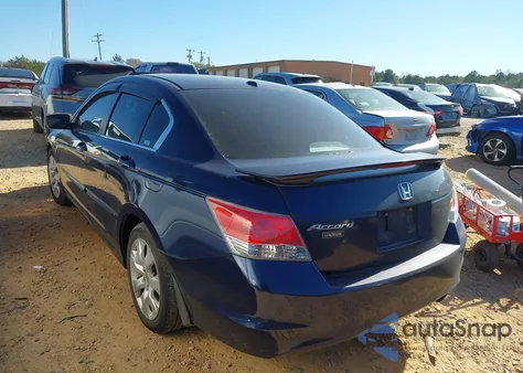 2009 Honda Accord 2.4 Ex-L z USA, uszkodzony, nr VIN 1HGCP26839A103858